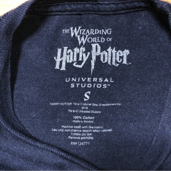 Universal Studios Wizarding World Blue Ravenclaw Short Sleeve Tee T-shirt Size S - Picture 2 of 7